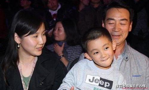 saly李婷家庭背景